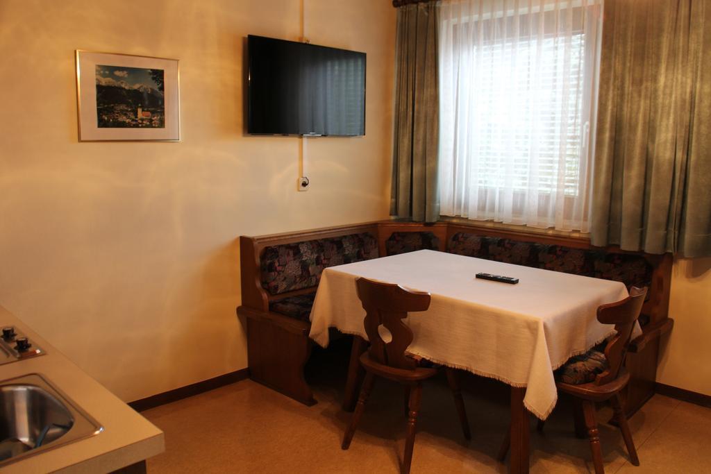 Klubhaus Des Eisenbahnersportvereines Schladming Apartment Exterior foto